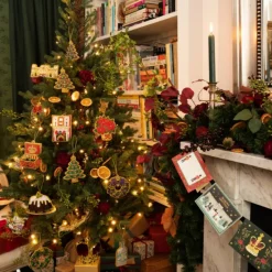 Chelsea Teacup And Saucer Decoration