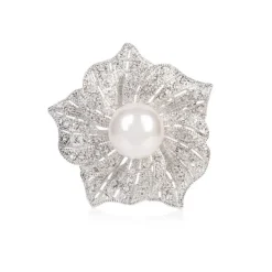 Flower With Pearl Brooch