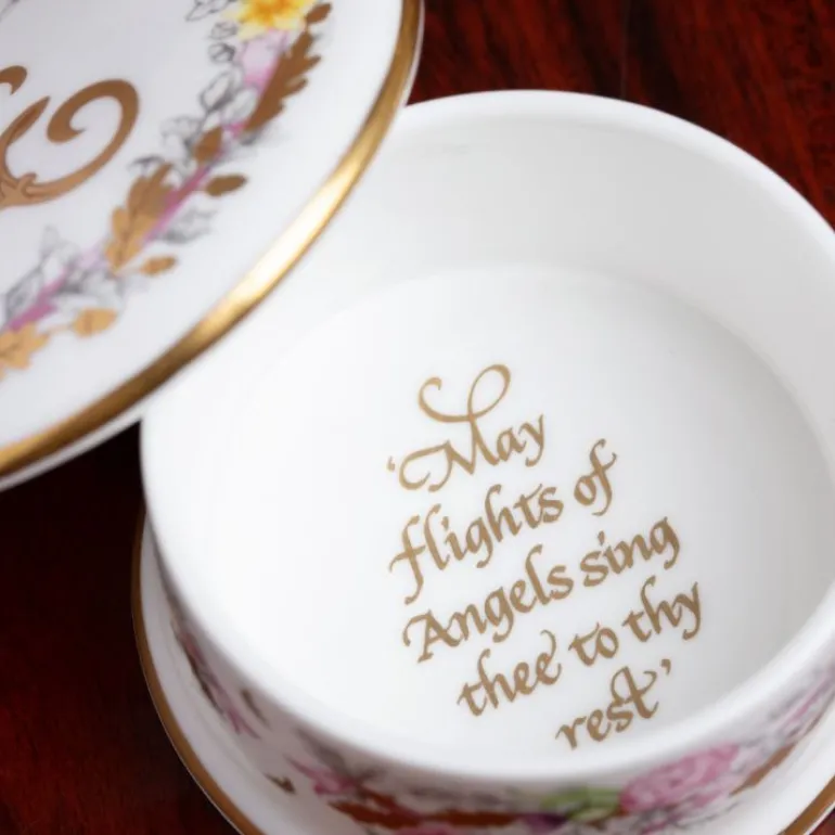 Queen Elizabeth Ii Commemorative Pillbox