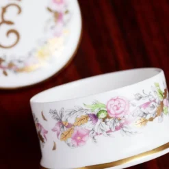 Queen Elizabeth Ii Commemorative Pillbox