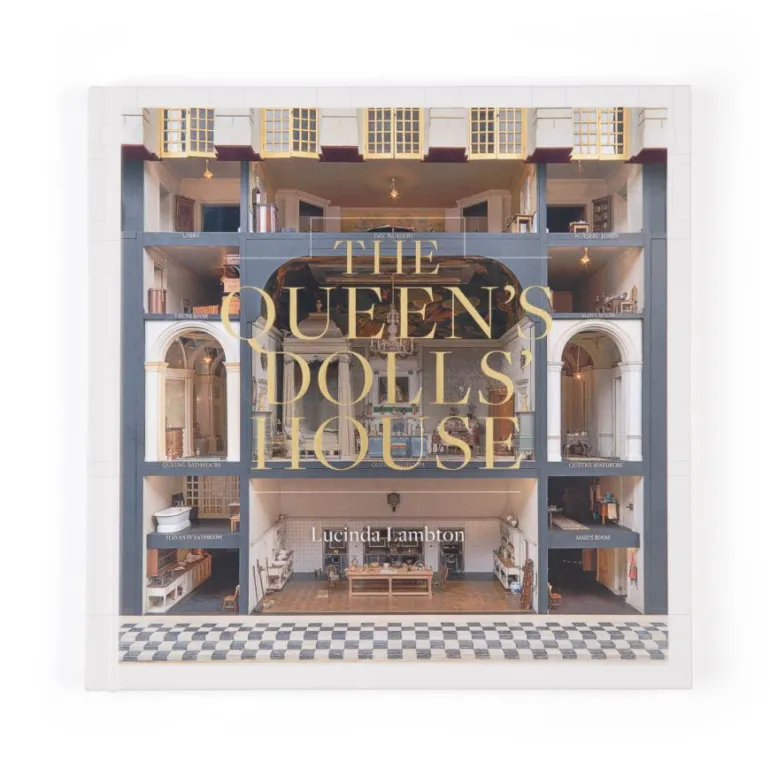The Queen'S Dolls' House